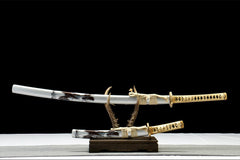 银澜一套 katana product detail image 1 showing blade, saya, and fittings