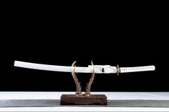 白牙 katana product detail image 1 showing blade, saya, and fittings