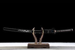 黑金御龙 katana product detail image 1 showing blade, saya, and fittings