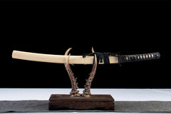 无锋·逆鳞 wakizashi product detail image 1 showing blade, saya, and fittings