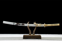 银澜 katana product detail image 1 showing blade, saya, and fittings