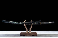止戈为武 katana product detail image 1 showing blade, saya, and fittings
