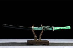 Full side view of 惊蛰 katana displayed with its glossy black saya