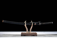 暗夜君临 katana product detail image 1 showing blade, saya, and fittings