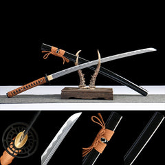 承影流光 katana with polished silver blade, amber brown wrap, and gloss black saya