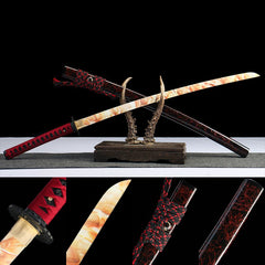 惊鸿照影 katana with sunset fire-pattern blade, crimson handle wrap, and peacock red crackle saya