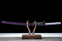 Dream Purple T10 Aged Steel Katana blade and fittings detail