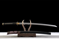 苍棕金芒 katana product detail image 2 showing blade, saya, and fittings