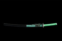 Wide studio view of 惊蛰 katana and black lacquered saya on a wooden stand