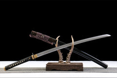 苍棕金芒 katana product detail image 3 showing blade, saya, and fittings