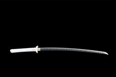Close-up of 霜刃未试 blade showing the frost-pattern finish and dark detailing