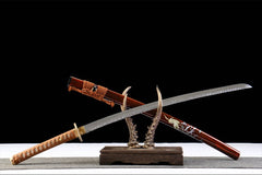 黑金棕络 katana product detail image 3 showing blade, saya, and fittings