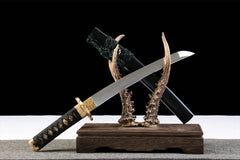 墨淬幽绿 tanto product detail image 3 showing blade, saya, and fittings