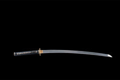 回旋之牙 katana product detail image 3 showing blade, saya, and fittings