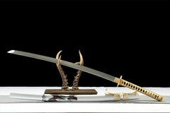 银澜 katana product detail image 3 showing blade, saya, and fittings