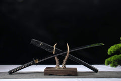Midnight Scatter 5160 spring steel katana in textured black / black product photo 4