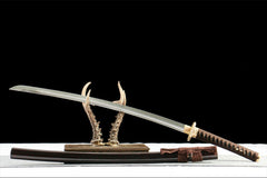 金翎刀 katana product detail image 4 showing blade, saya, and fittings