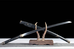 逆刃· katana product detail image 4 showing blade, saya, and fittings