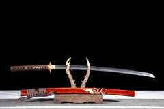 血檀影 katana product detail image 4 showing blade, saya, and fittings