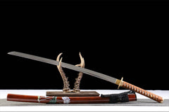 绯樱斩月 katana product detail image 4 showing blade, saya, and fittings