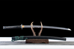 青藤缠月 katana product detail image 4 showing blade, saya, and fittings