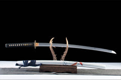 背锋 katana product detail image 4 showing blade, saya, and fittings