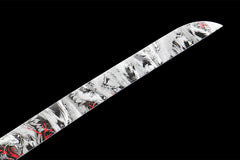 Upper saya close-up of 碎岳 highlighting the black lacquer finish