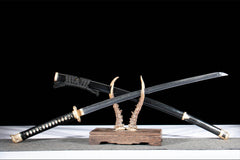 断罪 katana product detail image 5 showing blade, saya, and fittings