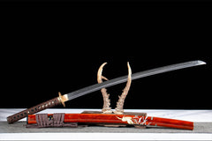 血檀影 katana product detail image 5 showing blade, saya, and fittings