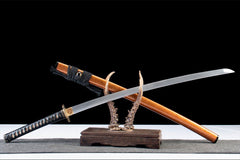 回旋之牙 katana product detail image 6 showing blade, saya, and fittings