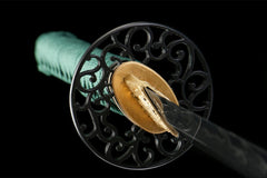 碧霄金纹 katana product detail image 6 showing blade, saya, and fittings