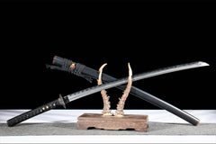 暗夜君临 katana product detail image 6 showing blade, saya, and fittings