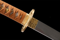 绯樱斩月 katana product detail image 7 showing blade, saya, and fittings