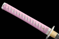 Saya mouth and cord detail of 霓虹斩 showing the lacquer finish and wrapped sageo