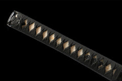 幽隐 katana product detail image 8 showing blade, saya, and fittings