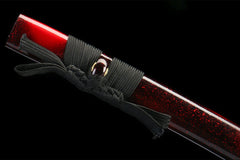 Saya mouth and cord detail of 永夜之拥 showing the lacquer finish and sageo