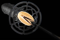 金鳞御刀 katana product detail image 9 showing blade, saya, and fittings