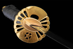 黑金扇影 wakizashi product detail image 10 showing blade, saya, and fittings