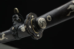 全铜太刀 tachi product detail image 10 showing blade, saya, and fittings