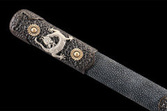 Qilin Tang Dao – Silver Dragon Pommel Cap Detail