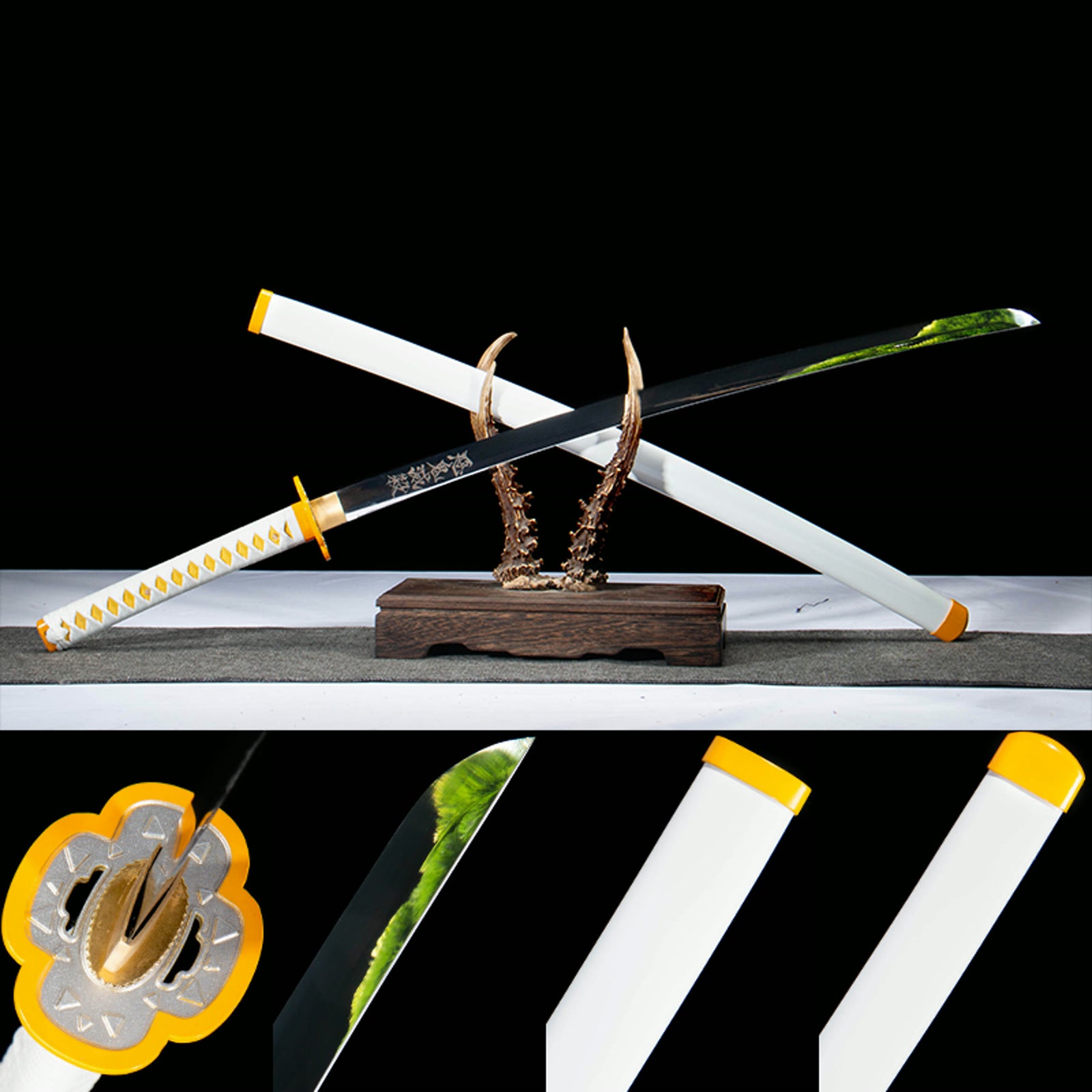 Zenitsu Agatsuma 1065 Mirror-Polished Katana product photo 1