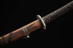 Katana – Sekiro Inspired Black Mortal Blade | Kuro Fushizanken（黒い不死斬剣） handle, guard, and fittings detail photo