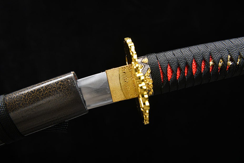 Black and Red Wakizashi - Chrysanthemum Pattern (きくもん) by NIMOFAN Katana丨Japanese sword, perfect for martial arts and collectors.