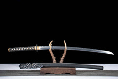 Leaf Hamon T10 Clay Tempered Katana - 焚昼