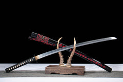 Black Red Iron Sukashi T10 Clay Tempered Katana - 斩业