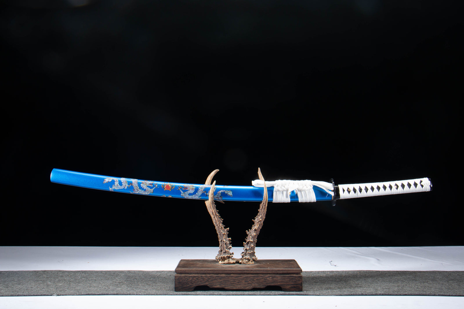 Blue Twin Dragon Engraved 1065 Katana product photo 1