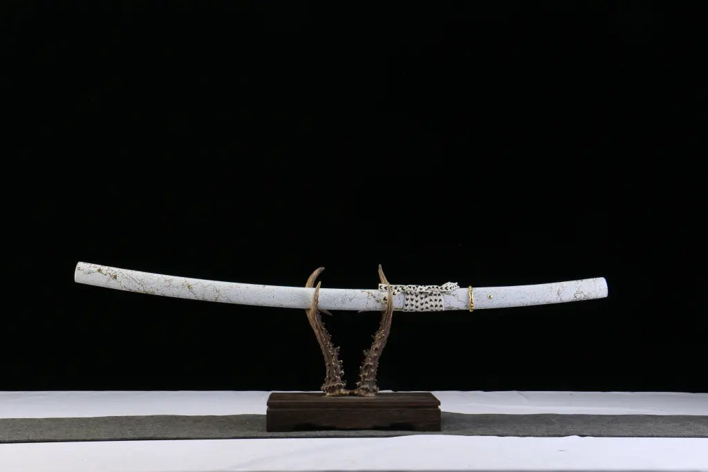 Katana – Ghost of Yōtei Gilded Dawn 1065 Steel | 羊蹄山の魂 破暁鍍金 full product photo