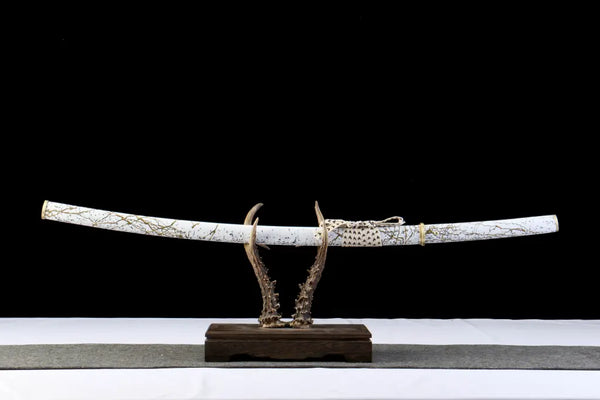 Katana – 羊蹄山の魂 破暁鍍金 T10 クレイ焼入れ刃