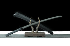 Tactical Katana – Kurokiba 黒牙 blade and saya detail photo