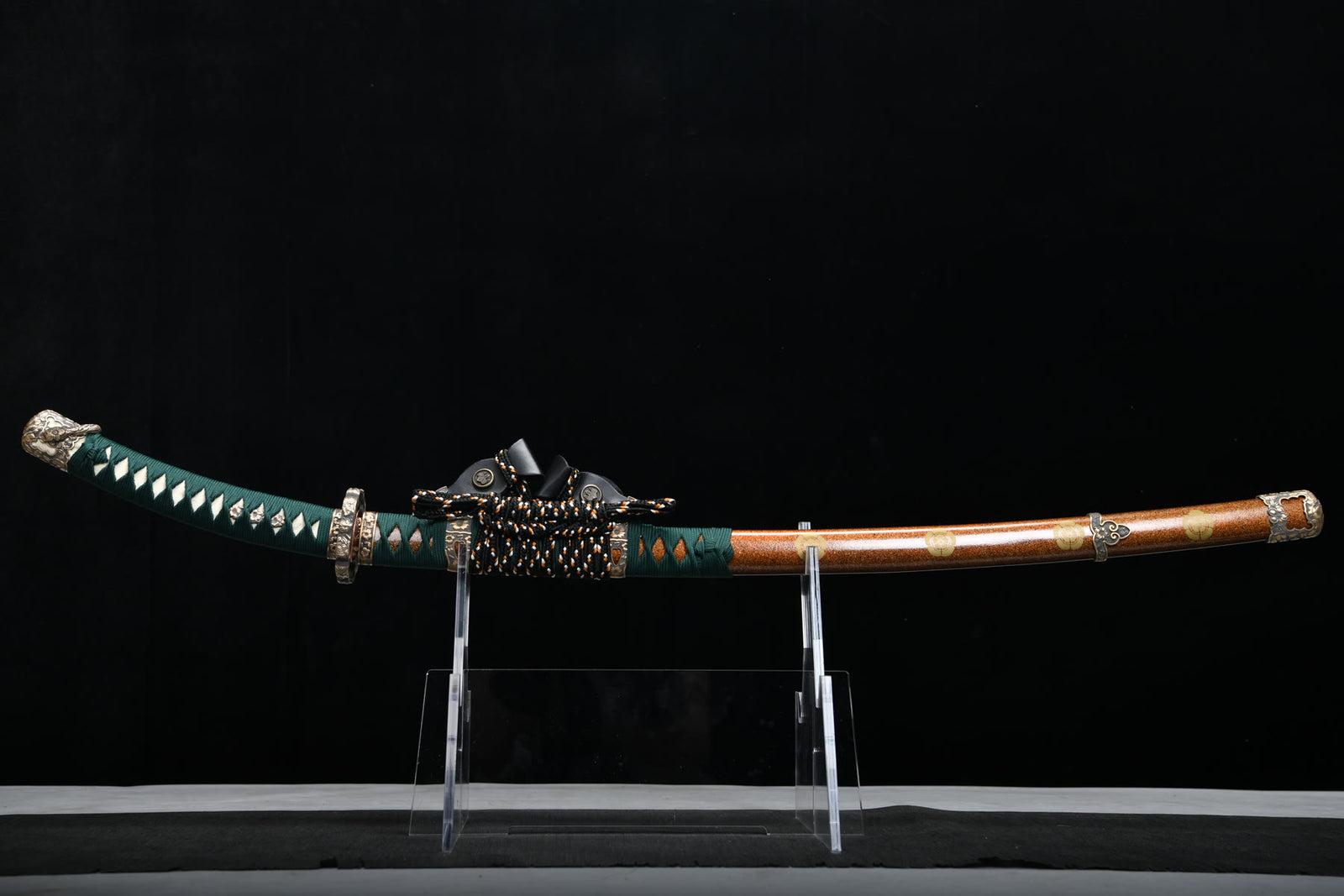 Oda Nobunaga Flame Hamon Tachi Style T10 Steel Katana | NIMOFAN - 860872403011483